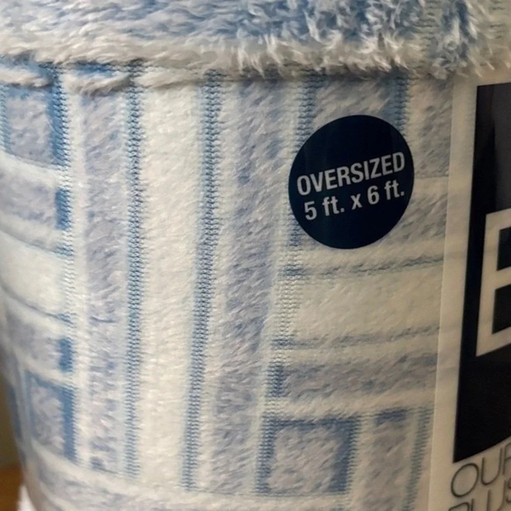 The Big One Oversized Plush Throw Blue Vintage Weave Fall 5ft by 6ft NEW
